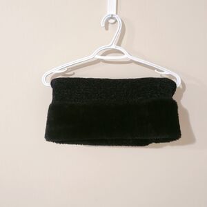 Elegant Black Faux Fur Scarf